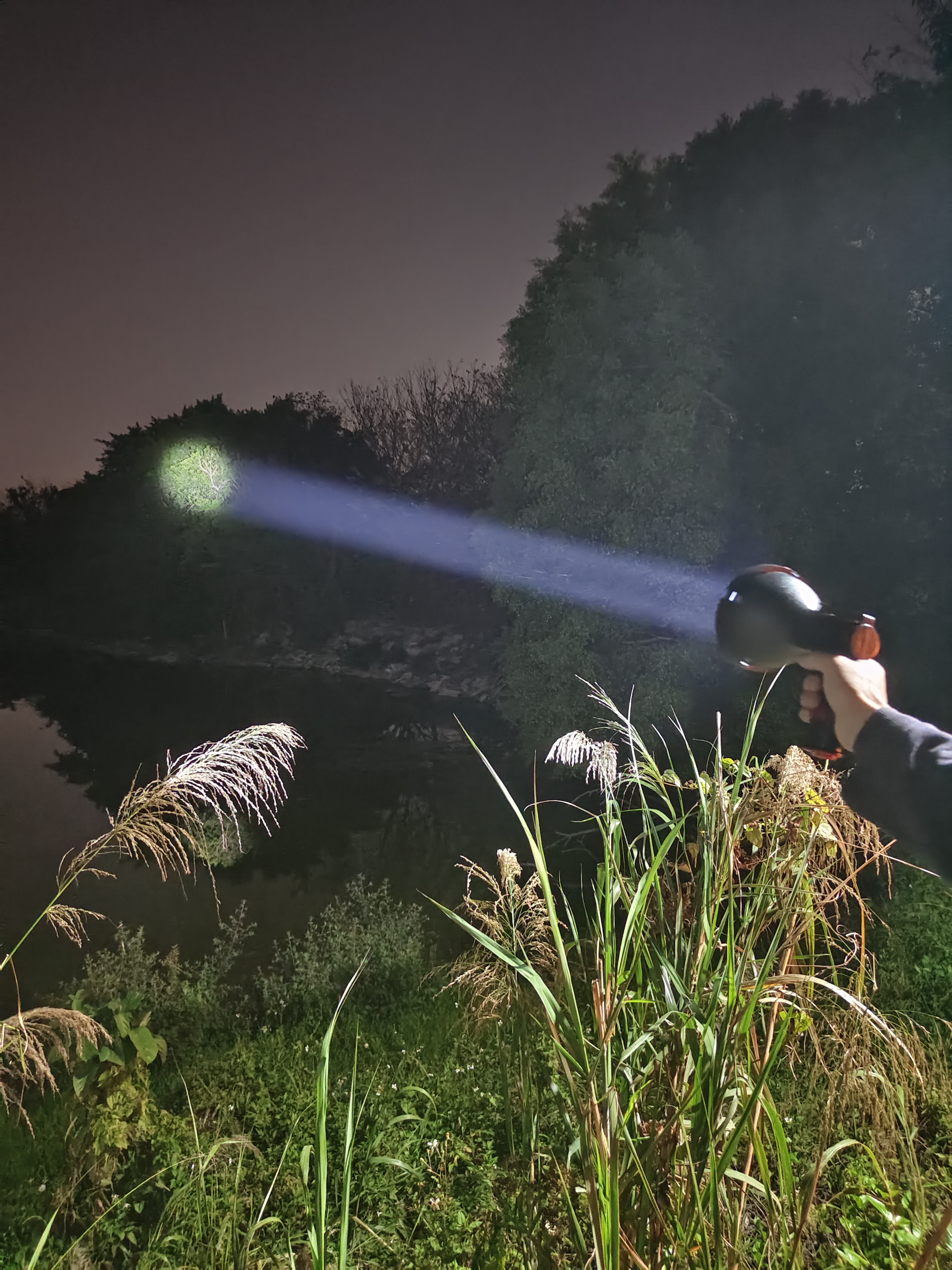 25W LED Powerful  Emergency Li - مراجعة Hunting And Outdoor Shows وسعره